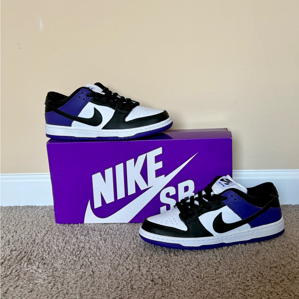 New, Nike SB Dunk Low Pro size 7